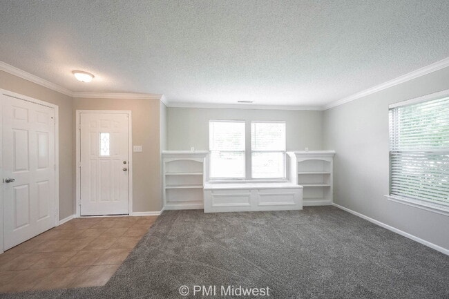 Building Photo - 7623 Hollow Reed Ct