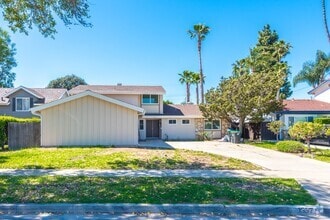 Building Photo - 13371 Diamond Head Dr