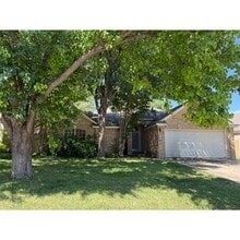 Building Photo - 2509 Little Elm Trail
