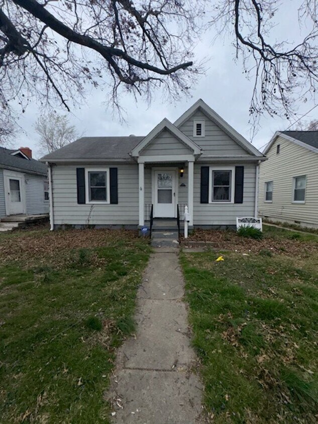 Primary Photo - 928 Negley Avenue Evansville, IN 47711