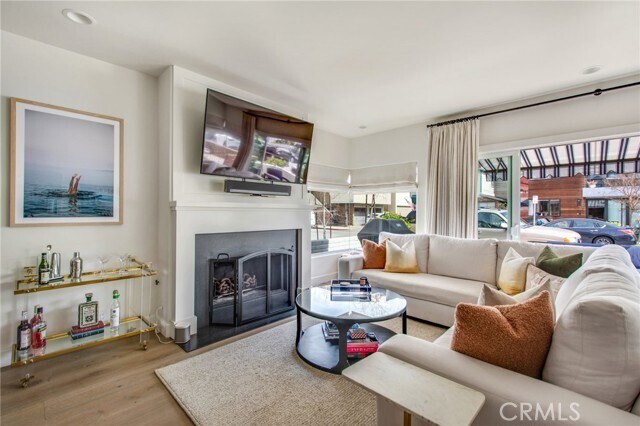 Foto del edificio - 327 Anade Ave