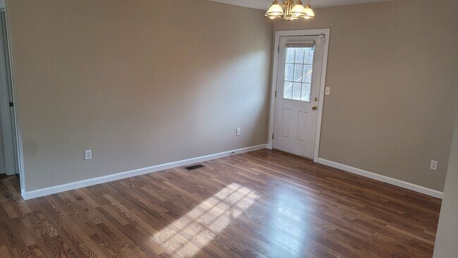 Building Photo - Spacious Home In Garner