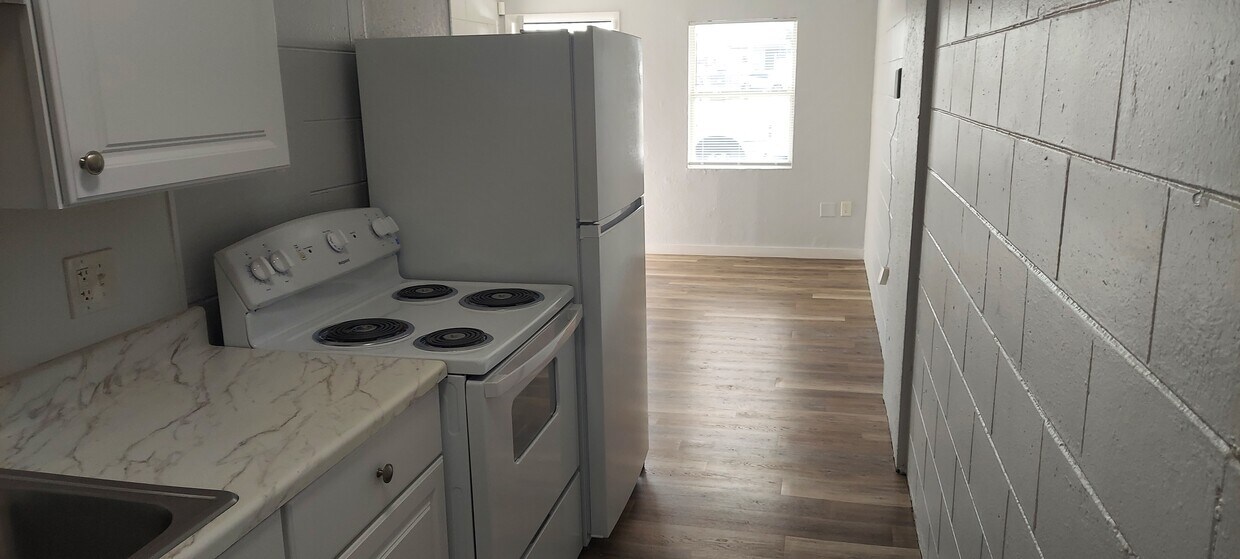 Foto principal - 2070 Avocado Ave