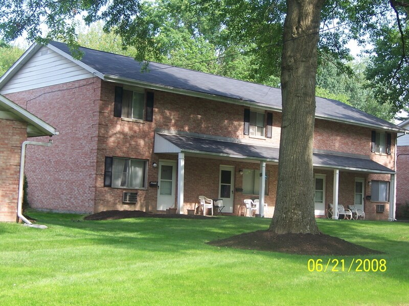 475 Brentwood Dr, Kent, OH 44240 Condo for Rent in Kent, OH