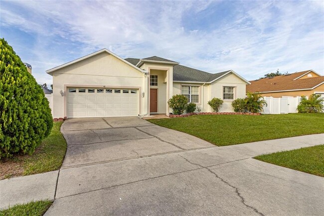 Building Photo - 411 Tamarind Parke Ln