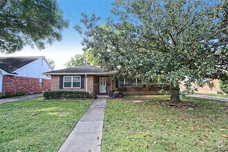 Building Photo - 3535 Durhill St