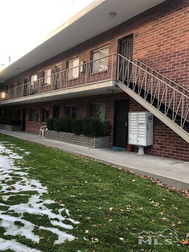 25 Keystone Ave Unit 5, Reno, NV 89503 Condo for Rent in Reno, NV