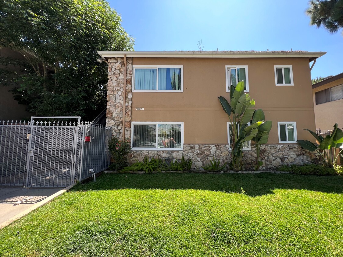 Primary Photo - 7638 Milton Ave
