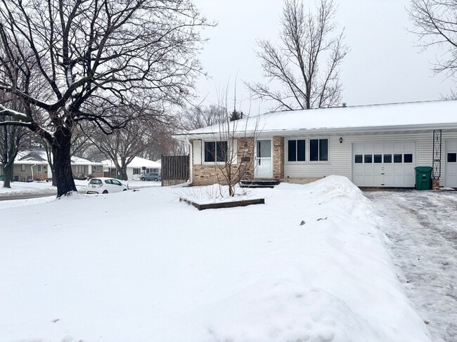 Building Photo - 8701 W 35th St