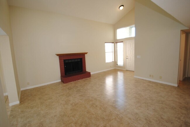 Building Photo - 4056 W Camino del Rio