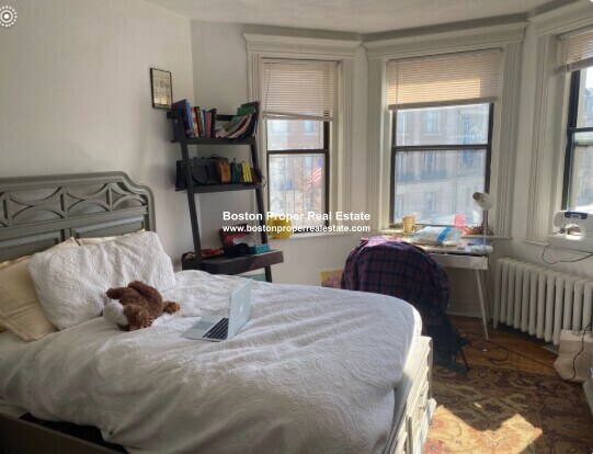 Bedroom 3 - 64 Charlesgate E