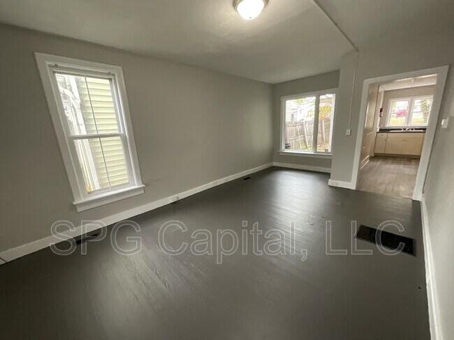 Foto del edificio - 212 E Orange St