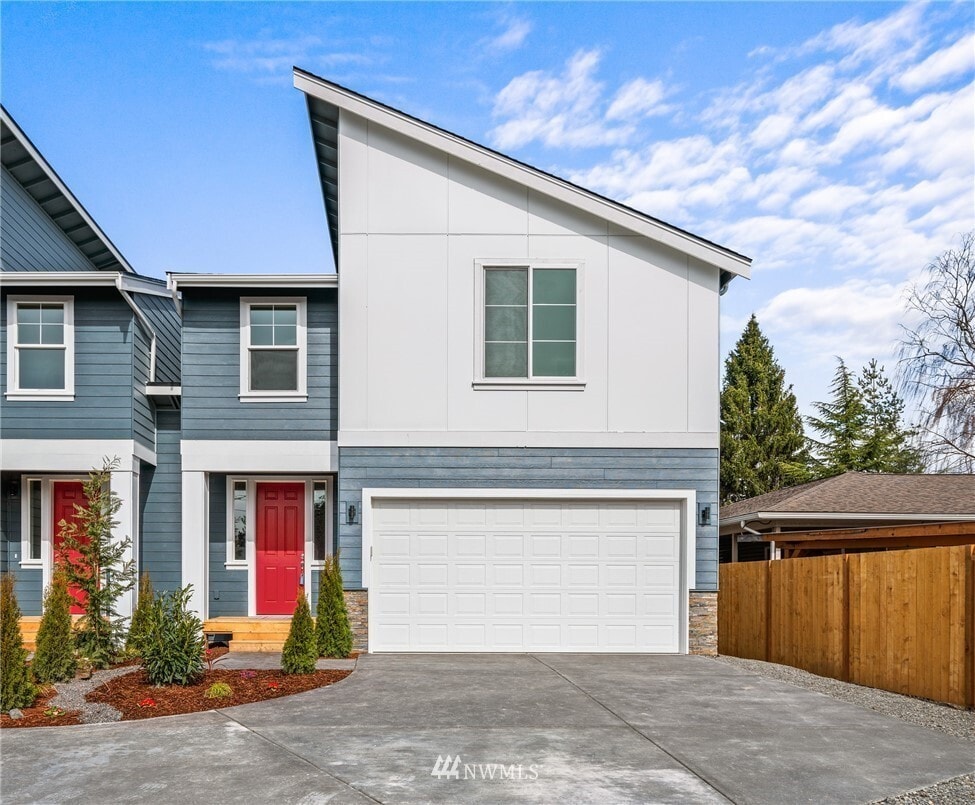 Primary Photo - 724 106th Pl SW