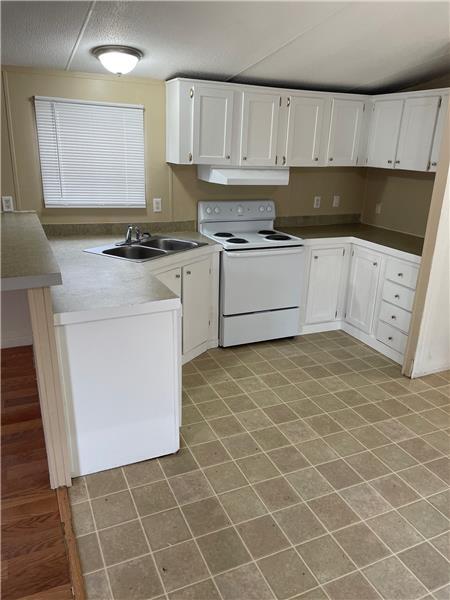 Foto del edificio - 128 Oxford Ln