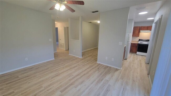 Building Photo - 4136 Pershing Pointe Pl
