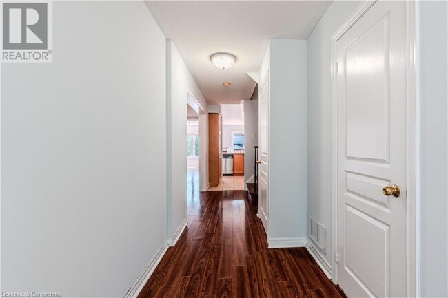 Building Photo - 60 Whitefoot Crescent