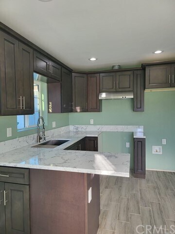 Building Photo - 724 W 135th St
