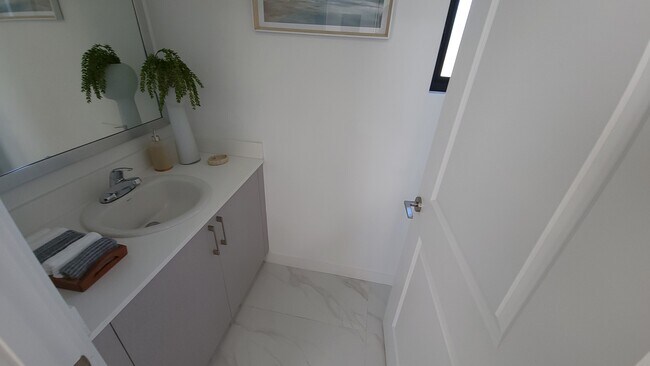 Foto del edificio - 441 E 23rd St