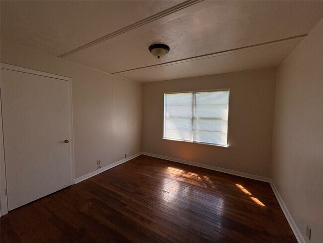 Foto del edificio - 3922 County Rd 704