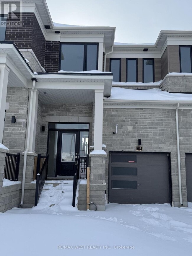 Building Photo - 111 Watts Mews