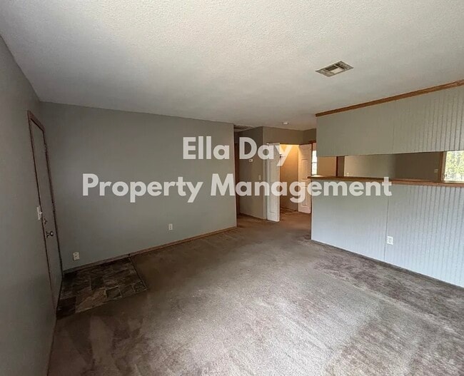 Building Photo - 11438 E Lewis St