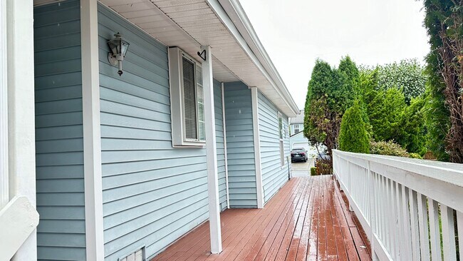 Building Photo - 831 S 310th Pl