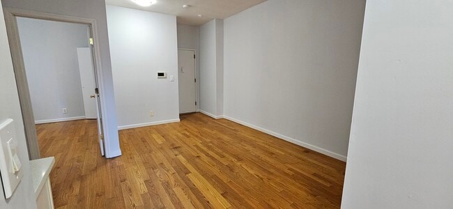 Foto del edificio - 302 Sumpter St