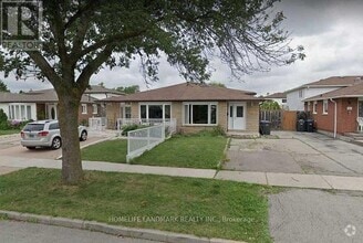 Building Photo - 760 Consort Crescent
