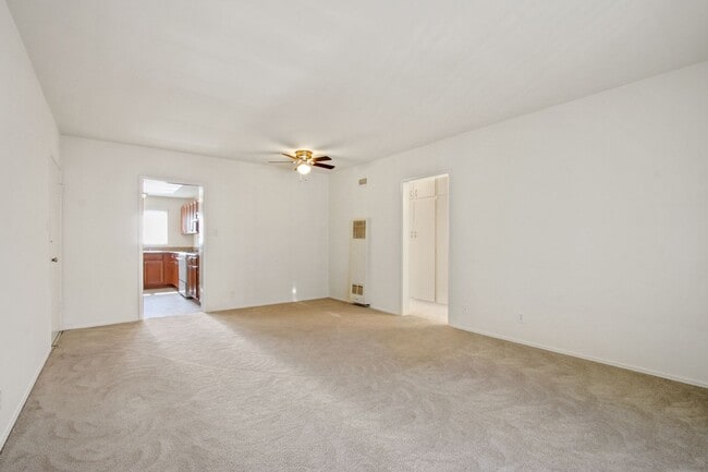 Building Photo - 1234 10th St