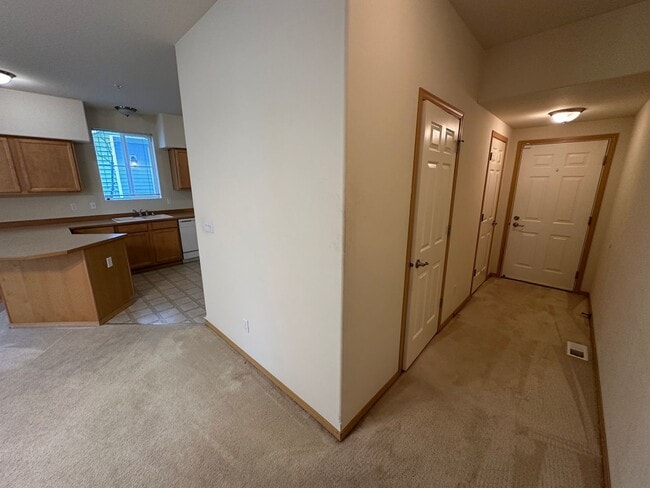 Building Photo - 2565 Evans Ct