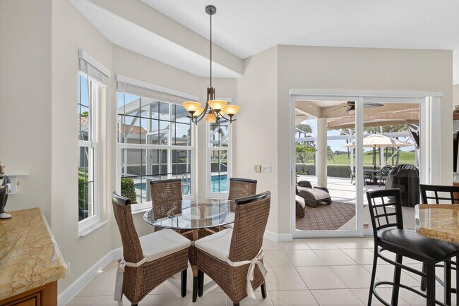 Foto del edificio - 902 Augusta Pointe Dr