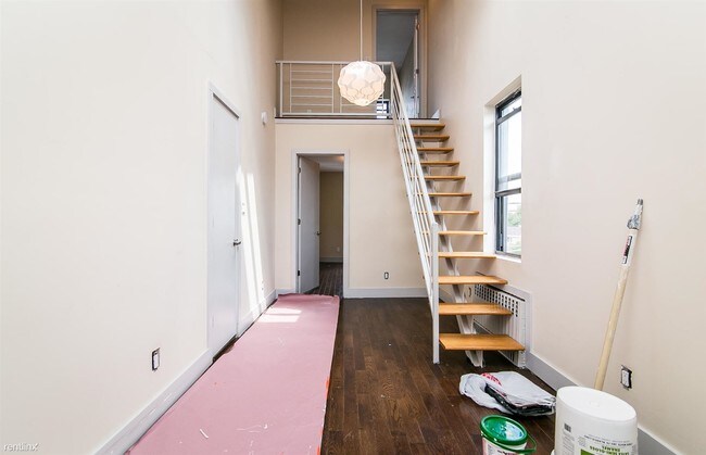 Building Photo - 26 Wilson Ave