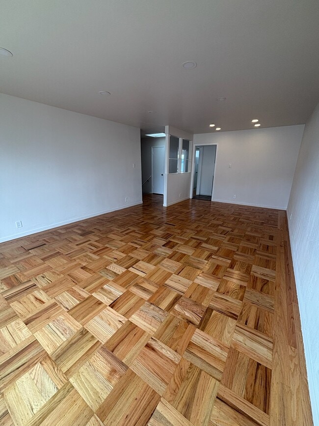 Foto del edificio - 432 Abbot Ave