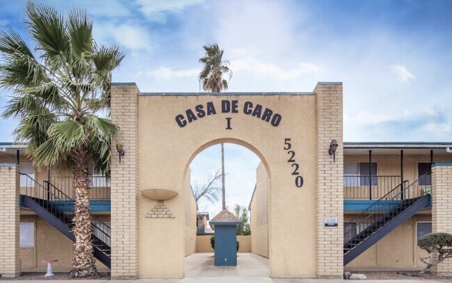 Foto del edificio - Casa De Caro Apartments