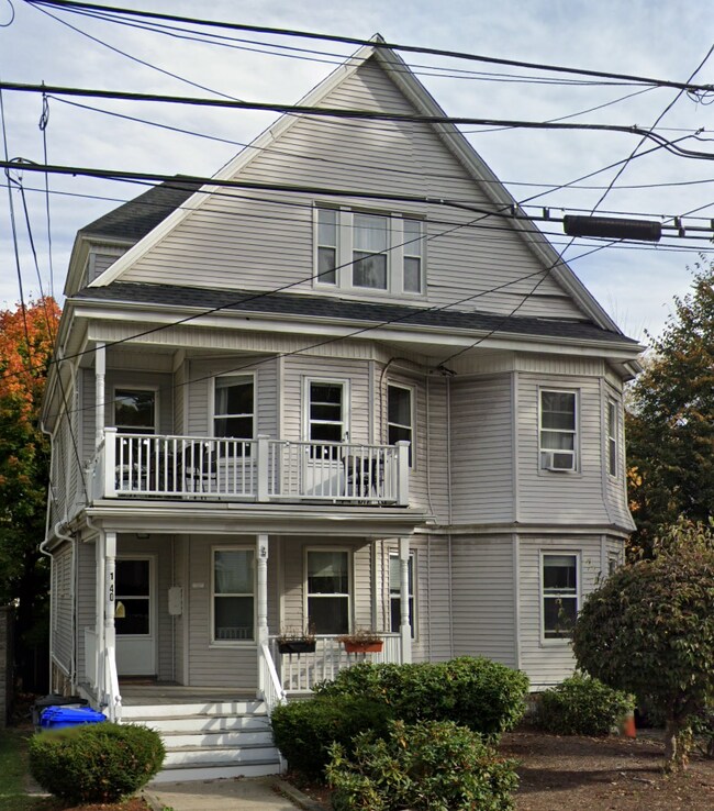 Building Photo - 140 Brooks St