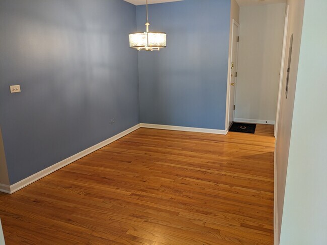 Foto del edificio - 1777 Dewes St