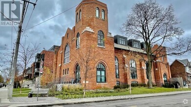 Building Photo - 243-243 Perth Ave