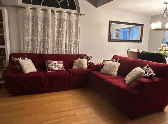 Foto del edificio - 1 Morning Breeze Ct