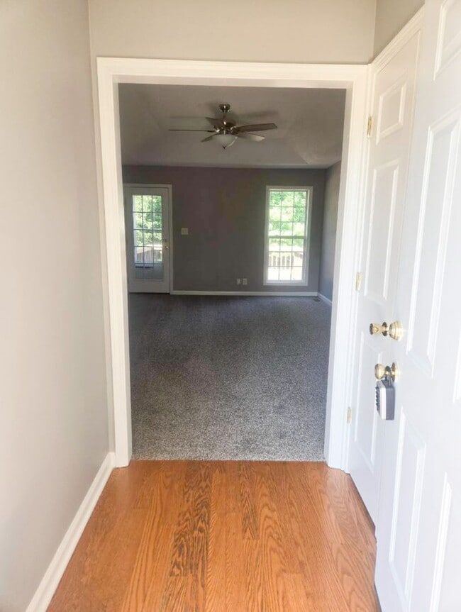 Foto del edificio - 3 Bedroom 2 Bathroom Home