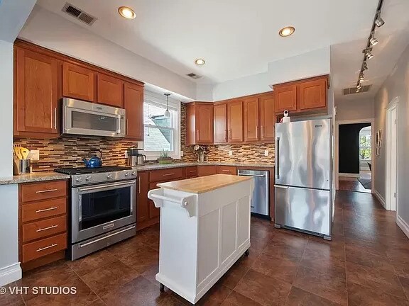 Foto del edificio - 2524 N Lawndale Ave