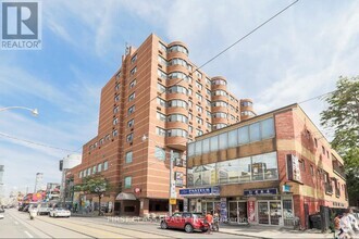 Building Photo - 519-519 Dundas St W