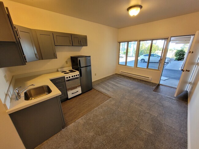 Foto del edificio - 8620 Roosevelt way NE