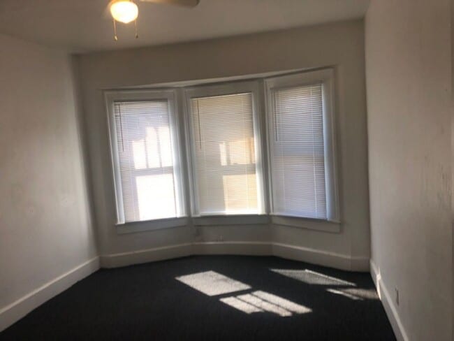 Lovely 3 bedroom 2 bathroom in St. Petersburg - Lovely 3 bedroom 2 bathroom in St. Petersburg House