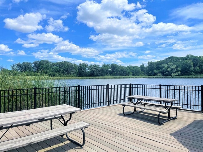 Interior Photo - Parkwood Lake Apartments