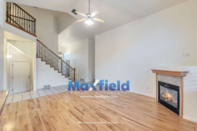 Foto del edificio - New Carpet and Paint - Cedar Hills Home wi...