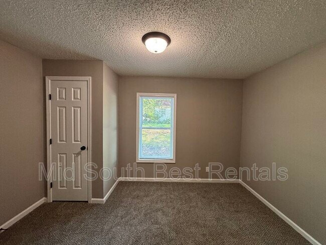 Foto del edificio - 2103 S Tyler St