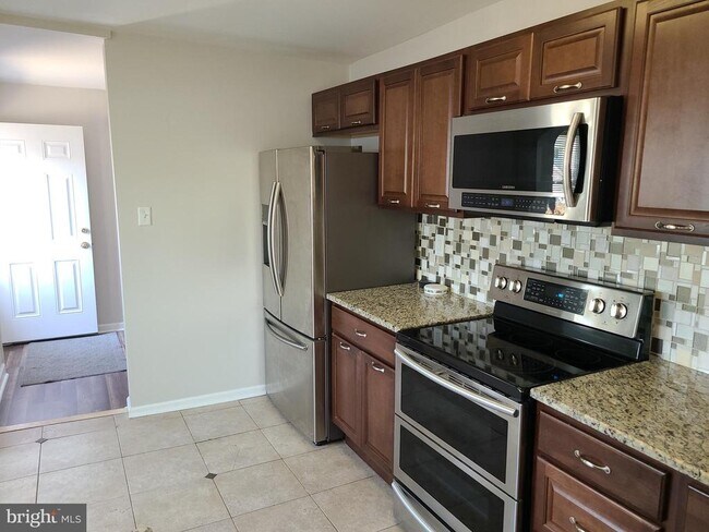 Foto del edificio - 1376 Easton Rd