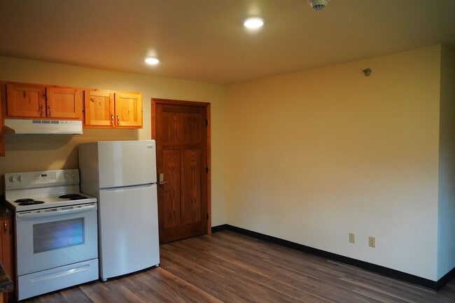 Building Photo - 100 Bothne Dr