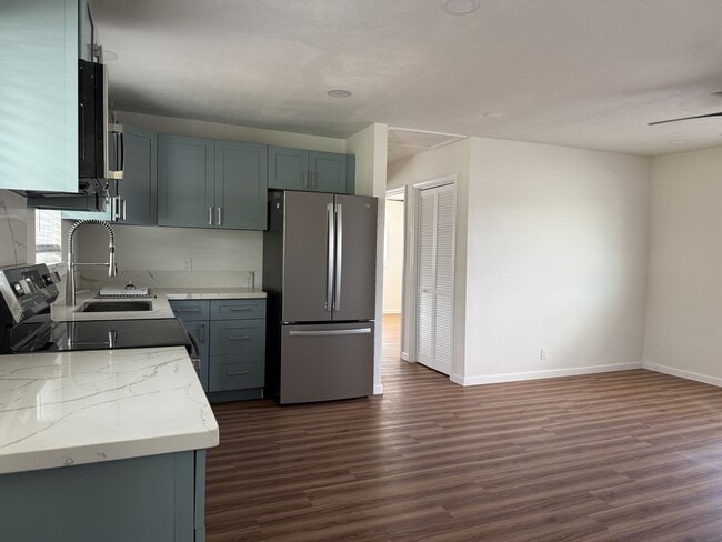 Building Photo - 3317 Catherine St