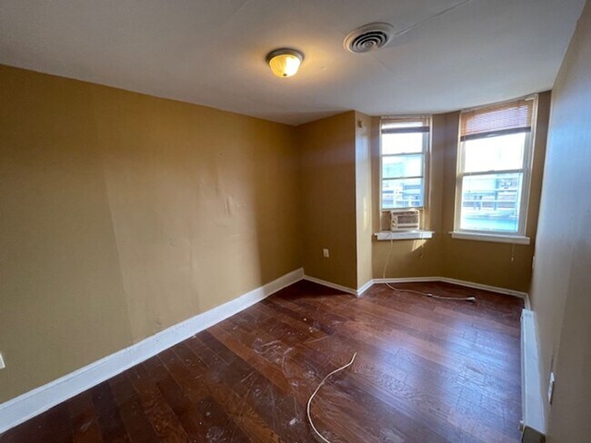 Foto del edificio - 3532 Kensington Ave